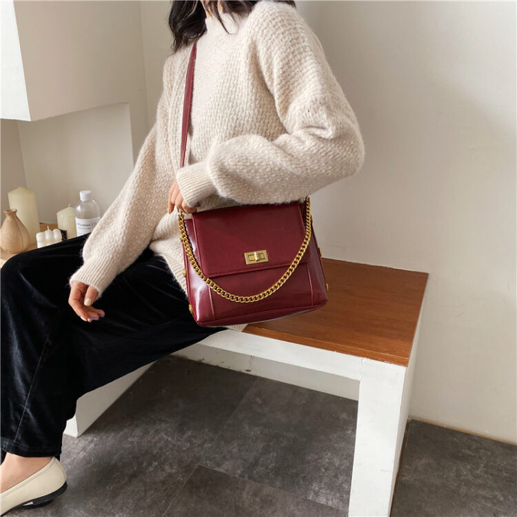 Women Tan Shoulder Bag Price in India, Full Specifications & Offers |  DTashion.com